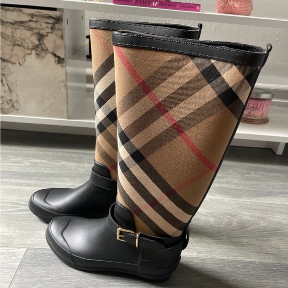 Burberry Simeon Rainboots - Picture 1 of 4